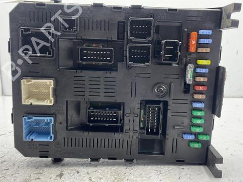Fuse box PEUGEOT 307 Break (3E) 1.6 HDi 110 | BP22842669E1 