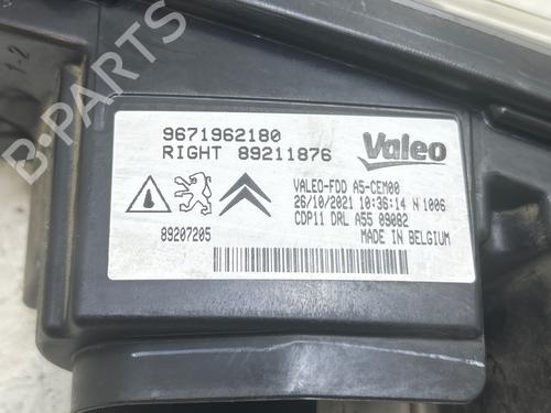 Used Right daytime light Right daytime light 39528484 39528484