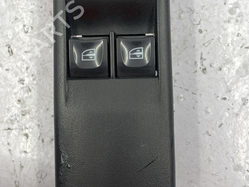 Used Switch RENAULT CLIO IV (BH_) 1.5 dCi 90 (90 hp) 26642647
