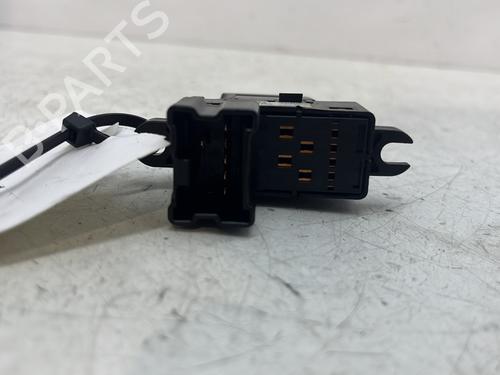 Right rear window switch NISSAN QASHQAI I (J10, NJ10) 1.5 dCi | BP29043994I28