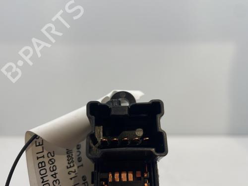 Comutador vidro trás esquerdo Comutador vidro trás esquerdo NISSAN JUKE (F15) 1.2 DIG-T (115 hp) 34260041 34260041