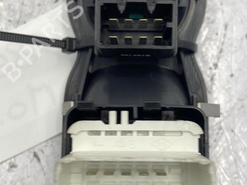 Left front window switch RENAULT MODUS / GRAND MODUS (F/JP0_) 1.2 (JP0C, JP0K, FP0C, FP0K, FP0P, JP0P, JP0T) | BP22842743I27 