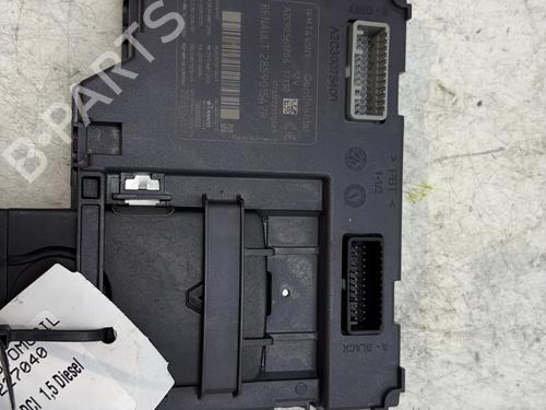 Used Card reader RENAULT CLIO IV (BH_) 1.5 dCi 75 (75 hp) 27288073