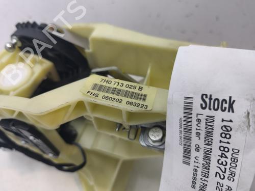 Used Gear lever Gear lever VW TRANSPORTER T5 Bus (7HB, 7HJ, 7EB, 7EJ) 2.5 TDI (174 hp) 27194381 27194381