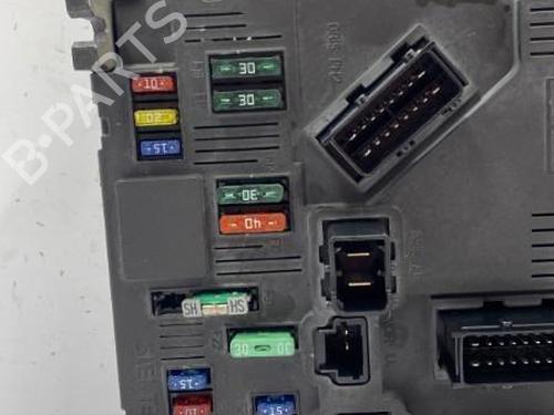Used Fuse box Fuse box PEUGEOT 206 Hatchback (2A/C) 1.6 16V (109 hp) 22835568 22835568