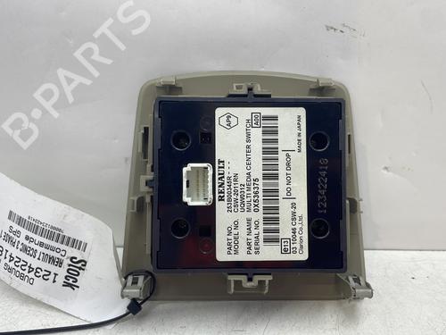 Used Switch Switch RENAULT SCÉNIC III (JZ0/1_) 1.5 dCi (110 hp) 33561567 33561567