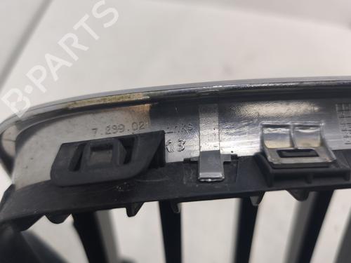 grille-bmw-1-f21-2011-2012-2013-2014-2015-2016-2017-2018-2019-31643241 main image