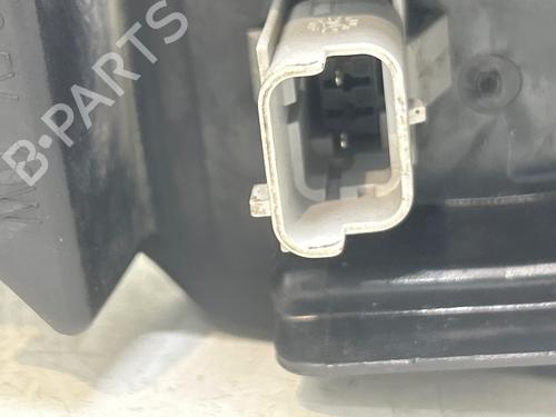 Used Left daytime light Left daytime light 39528485 39528485