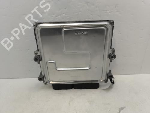 engine-control-unit-ecu-peugeot-2008-i-cu_-2013-31806953 main image