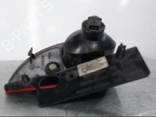 Used Rear bumper right light Rear bumper right light RENAULT ESPACE IV (JK0/1_) 3.0 dCi (JK0J, JK0V) (177 hp) 22815917 22815917
