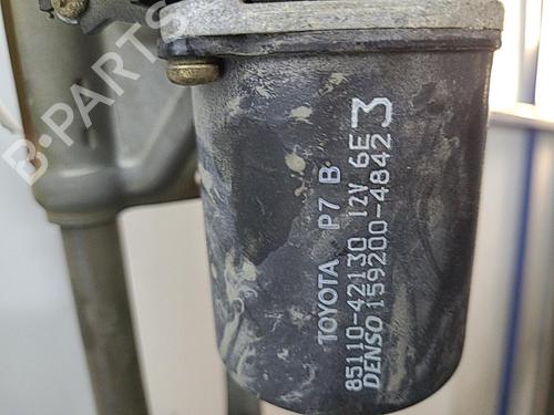 Used Front wiper motor TOYOTA RAV 4 II (_A2_) 2.0 D 4WD (CLA20_, CLA21_, CLA20R, CLA21R) (116 hp) 22818233
