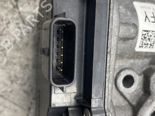 throttle-body-renault-megane-iv-hatchback-b9amn_-2015-23994950 main image