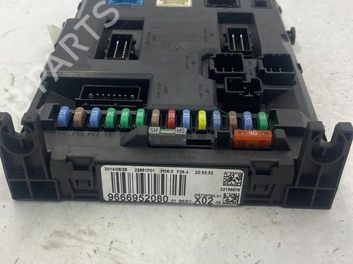 Used Fuse box Fuse box CITROËN C3 II (SC_) 1.2 VTi 82 (82 hp) 22829492 22829492