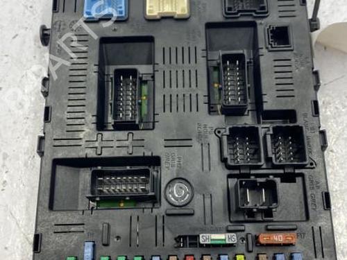 Fuse box PEUGEOT 307 (3A/C) 1.6 HDi 110 | BP22838397E1
