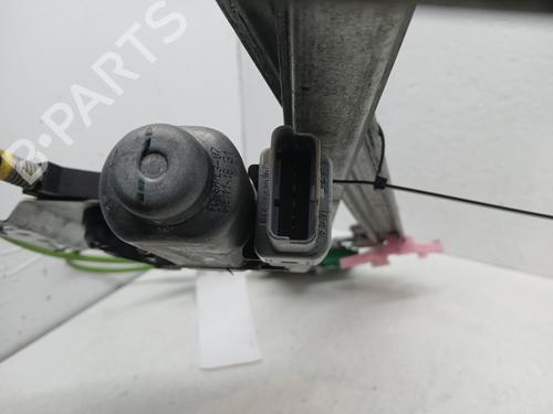 Used Front right window mechanism Front right window mechanism FIAT SCUDO Bus (270_, 272_) 2.0 D Multijet (136 hp) 33030028 33030028