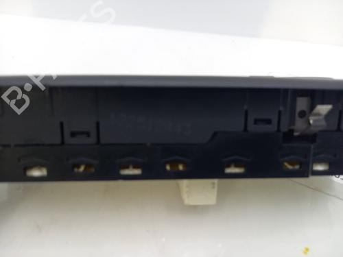 Used Left front window switch Left front window switch RENAULT MEGANE III Coupe (DZ0/1_) 1.9 dCi (DZ0N, DZ0J, DZ1J, DZ1K) (131 hp) 33119762 33119762