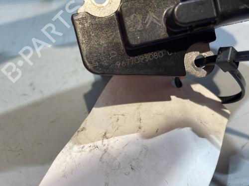 Used Mass air flow sensor Mass air flow sensor PEUGEOT 308 SW II (LC_, LJ_, LR_, LX_, L4_) 1.5 BlueHDi 130 (131 hp) 28963352 28963352
