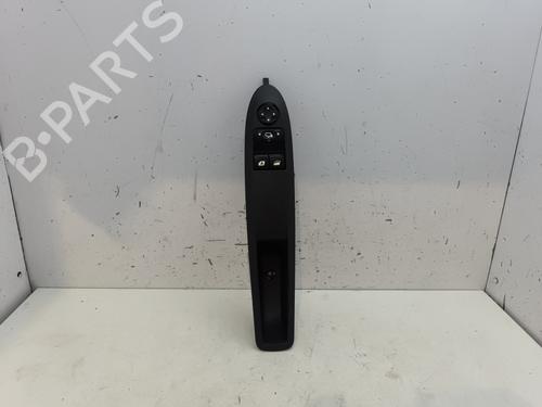 Used Right front window switch CITROËN DS3 (SA_) 1.6 HDi 90 (92 hp) 28118055