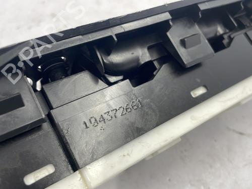 Used Left front window switch Left front window switch MAZDA 3 (BL) 1.6 MZ-CD (BL14) (109 hp) 25757893 25757893