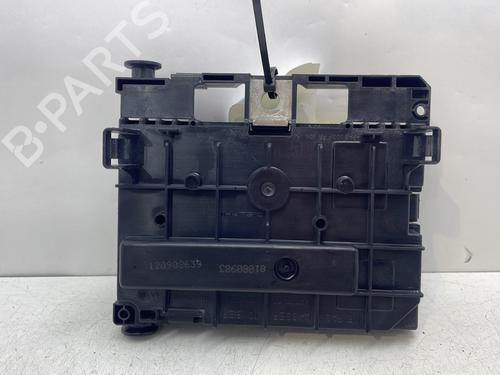 Used Fuse box Fuse box CITROËN C4 Coupe (LA_) 2.0 16V (177 hp) 33613318 33613318