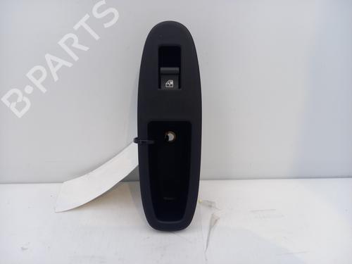 Used Right rear window switch ALFA ROMEO 159 (939_) 1.9 JTDM 8V (939AXE1B) (120 hp) 33011640