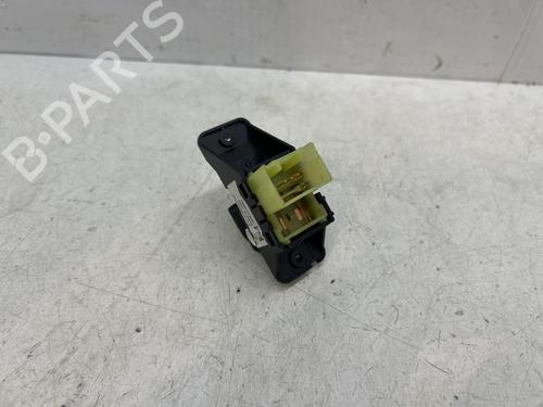 left-front-window-switch-kia-stonic-yb-2017-35936992 main image