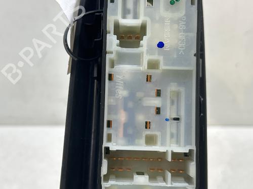 Left front window switch NISSAN NOTE (E12) 1.5 dCi | BP37472591I27 - Image 3