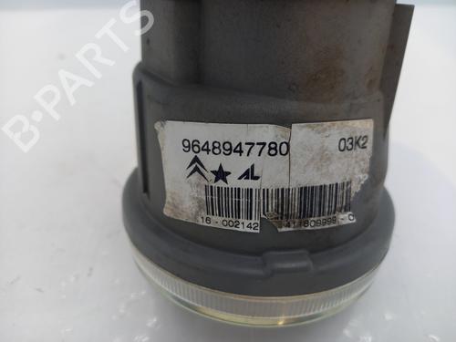 Used Right front fog light Right front fog light 32987143 32987143