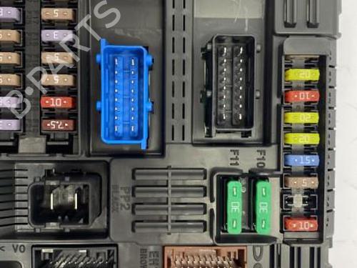 Used Fuse box Fuse box PEUGEOT 308 II (LB_, LP_, LW_, LH_, L3_) 1.5 BlueHDi 130 (131 hp) 22841728 22841728