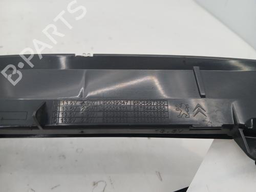 Used Third brake light Third brake light 38009015 38009015