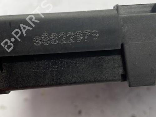Used Fuse box Fuse box 22836495 22836495