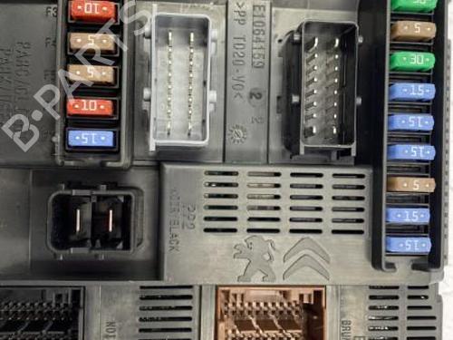 Used Fuse box Fuse box PEUGEOT 208 I (CA_, CC_) 1.4 HDi (68 hp) 22834854 22834854