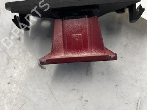 Used Warning switch Warning switch PEUGEOT 307 Break (3E) 2.0 (136 hp) 22831726 22831726