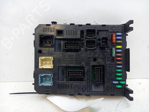 Used Fuse box PEUGEOT 407 (6D_) 2.0 HDi 135 (6DRHRH, 6DRHRE, 6DRHRG, 6DRHRJ) (136 hp) 29339040