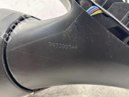 left-mirror-renault-zoe-bfm_-2012-24808690 main image