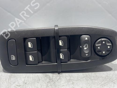 Used Switch PEUGEOT 2008 I (CU_) 1.5 BlueHDI 120 (120 hp) 28440924