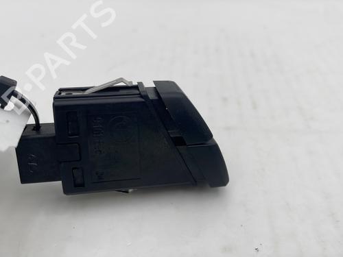 Used Warning switch Warning switch BMW 5 (F10) 518 d (150 hp) 30882121 30882121