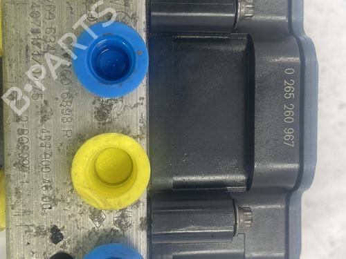 ABS pump RENAULT TWINGO III (BCM_, BCA_) 1.0 SCe 70 | BP22827519M43 