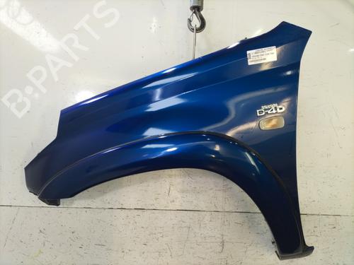 Used Left front fenders TOYOTA RAV 4 II (_A2_) 2.0 D 4WD (CLA20_, CLA21_, CLA20R, CLA21R) (116 hp) 31582116