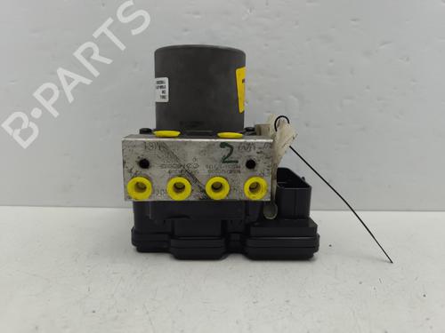 Used ABS pump HYUNDAI ix20 (JC) 1.4 CRDi (90 hp) 30719315