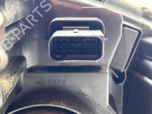 Used Left headlight Left headlight PEUGEOT 308 SW II (LC_, LJ_, LR_, LX_, L4_) 1.5 BlueHDi 130 (131 hp) 39937171 39937171
