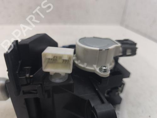 Gear lever TOYOTA AURIS Estate (_E18_) 1.8 Hybrid (ZWE186_, ZWE186R, ZWE186H) | BP28824030M90 