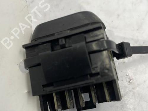 Used Switch Switch PEUGEOT PARTNER MPV (5_, G_) 2.0 HDI (90 hp) 22831573 22831573