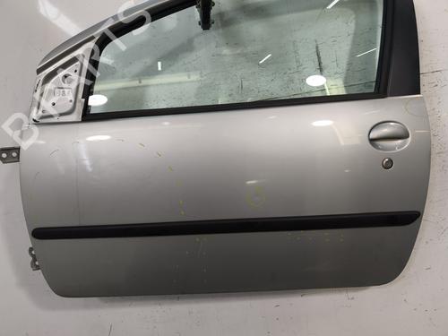Left front door PEUGEOT 107 (PM_, PN_) 1.4 HDi | BP28610353C2 