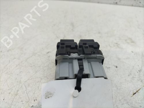 Used Left front window switch Left front window switch RENAULT TWINGO II (CN0_) [2007-2026] 27989772 27989772