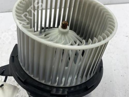 Heater blower motor PEUGEOT 208 II (UB_, UP_, UW_, UJ_) 1.2 PureTech 75 | BP22842686M62 