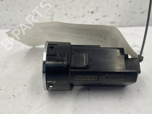 Switch TOYOTA YARIS (_P13_) 1.5 Hybrid (NHP130_, NHP130) | BP25758217I30 