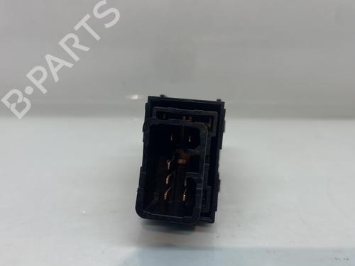 left-rear-window-switch-hyundai-ix20-jc-2010-2011-2012-2013-2014-2015-2016-2017-2018-2019-30545426 main image