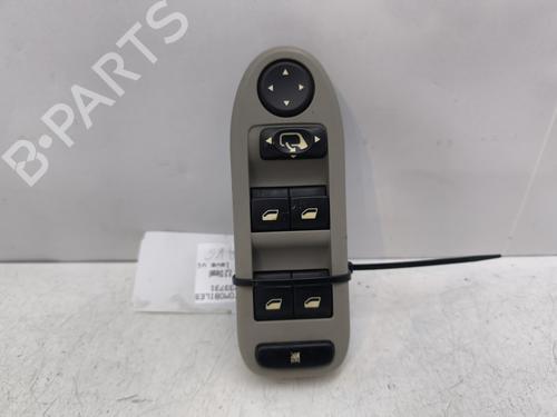 Used Left front window switch Left front window switch CITROËN C5 II (RC_) 2.2 HDi (170 hp) 33316871 33316871