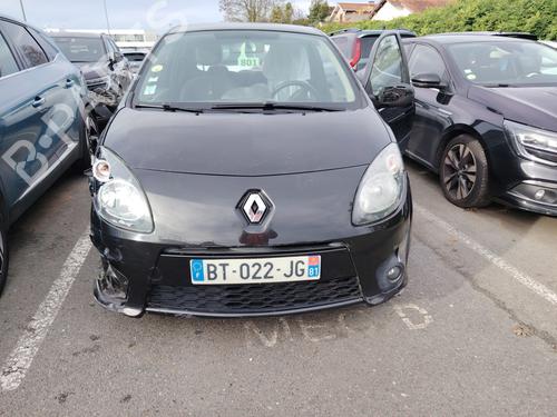 Brugte RENAULT TWINGO II (CN0_) 1.5 dCi (CN0E) (64 hp) 4349729